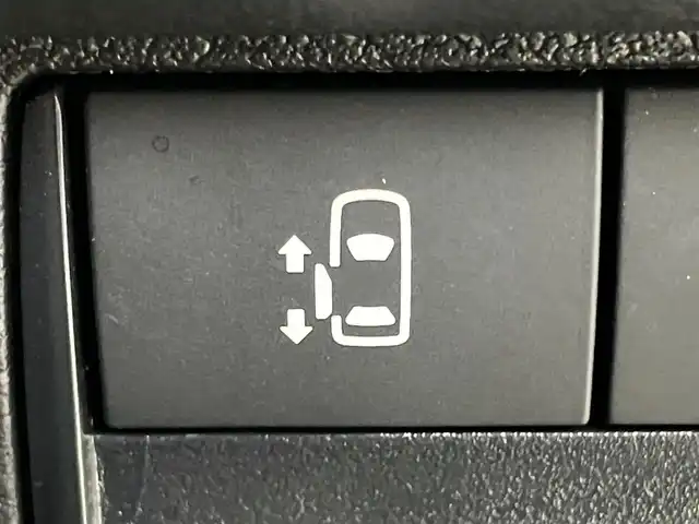 日産 ルークス ハイウェイスター X 岡山県 2021(令3)年 1.6万km チタニウムグレーM/シルキーホワイト 純正9インチナビ/【Bluetooth/フルセグTV/CD/DVD】/型番:MM321D-L/全方位カメラ　/衝突軽減ブレーキ/オートハイビーム　/踏み間違い防止　/コーナーセンサー（前後）/両側パワースライドドア　/レーンアシスト　/フレセグＴＶ/純正ドライブレコーダー前側/ＬＥＤヘッドライト/ビルトインＥＴＣ/プッシュスタート/スマートキー×2/取扱説明書/ナビ取扱説明書