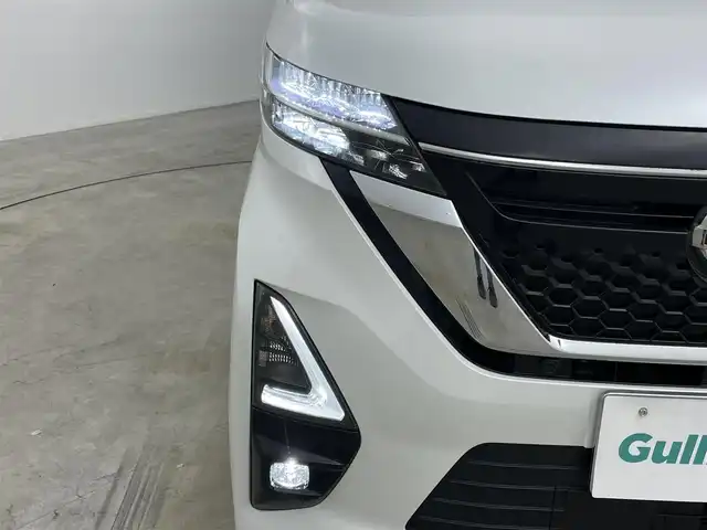 日産 ルークス ハイウェイスター X 岡山県 2021(令3)年 1.6万km チタニウムグレーM/シルキーホワイト 純正9インチナビ/【Bluetooth/フルセグTV/CD/DVD】/型番:MM321D-L/全方位カメラ　/衝突軽減ブレーキ/オートハイビーム　/踏み間違い防止　/コーナーセンサー（前後）/両側パワースライドドア　/レーンアシスト　/フレセグＴＶ/純正ドライブレコーダー前側/ＬＥＤヘッドライト/ビルトインＥＴＣ/プッシュスタート/スマートキー×2/取扱説明書/ナビ取扱説明書
