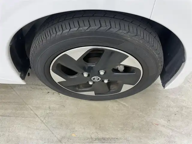 日産 ルークス ハイウェイスター X 岡山県 2021(令3)年 1.6万km チタニウムグレーM/シルキーホワイト 純正9インチナビ/【Bluetooth/フルセグTV/CD/DVD】/型番:MM321D-L/全方位カメラ　/衝突軽減ブレーキ/オートハイビーム　/踏み間違い防止　/コーナーセンサー（前後）/両側パワースライドドア　/レーンアシスト　/フレセグＴＶ/純正ドライブレコーダー前側/ＬＥＤヘッドライト/ビルトインＥＴＣ/プッシュスタート/スマートキー×2/取扱説明書/ナビ取扱説明書