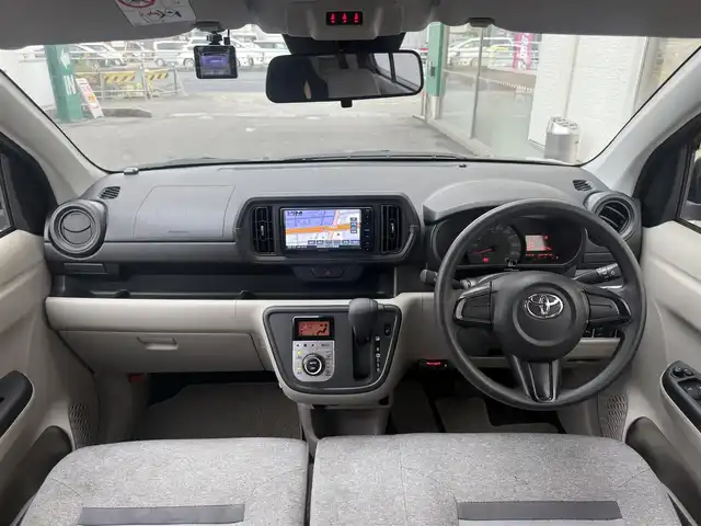 トヨタ パッソ X Lパッケージ S 愛知県 2018(平30)年 5万km ファイアークォーツレッドM /禁煙車//社外メモリナビ//AM/FM/CD/DVD/SD/BT/USB/地デジ//ドライブレコーダー//スマートアシスト3//衝突回避//衝突警報//車線逸脱//誤発進抑制//クリアランスソナー//アイドリングストップ//横滑り防止//オートライト//オートハイビーム//ETC//スマートキー//純正フロアマット//純正ドアバイザー//保証書/取扱説明書/スペアキー