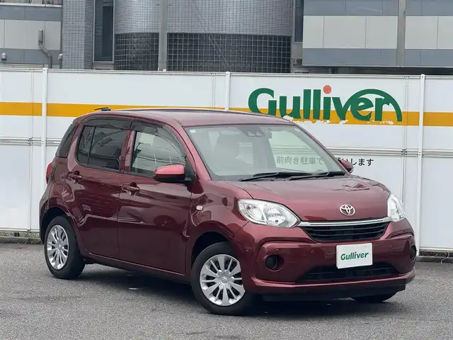 トヨタ パッソ X Lパッケージ S 愛知県 2018(平30)年 5万km ファイアークォーツレッドM /禁煙車//社外メモリナビ//AM/FM/CD/DVD/SD/BT/USB/地デジ//ドライブレコーダー//スマートアシスト3//衝突回避//衝突警報//車線逸脱//誤発進抑制//クリアランスソナー//アイドリングストップ//横滑り防止//オートライト//オートハイビーム//ETC//スマートキー//純正フロアマット//純正ドアバイザー//保証書/取扱説明書/スペアキー