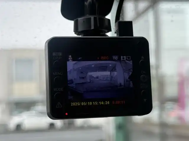 トヨタ パッソ X Lパッケージ S 愛知県 2018(平30)年 5万km ファイアークォーツレッドM /禁煙車//社外メモリナビ//AM/FM/CD/DVD/SD/BT/USB/地デジ//ドライブレコーダー//スマートアシスト3//衝突回避//衝突警報//車線逸脱//誤発進抑制//クリアランスソナー//アイドリングストップ//横滑り防止//オートライト//オートハイビーム//ETC//スマートキー//純正フロアマット//純正ドアバイザー//保証書/取扱説明書/スペアキー