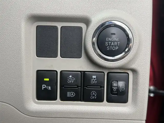 トヨタ パッソ X Lパッケージ S 愛知県 2018(平30)年 5万km ファイアークォーツレッドM /禁煙車//社外メモリナビ//AM/FM/CD/DVD/SD/BT/USB/地デジ//ドライブレコーダー//スマートアシスト3//衝突回避//衝突警報//車線逸脱//誤発進抑制//クリアランスソナー//アイドリングストップ//横滑り防止//オートライト//オートハイビーム//ETC//スマートキー//純正フロアマット//純正ドアバイザー//保証書/取扱説明書/スペアキー