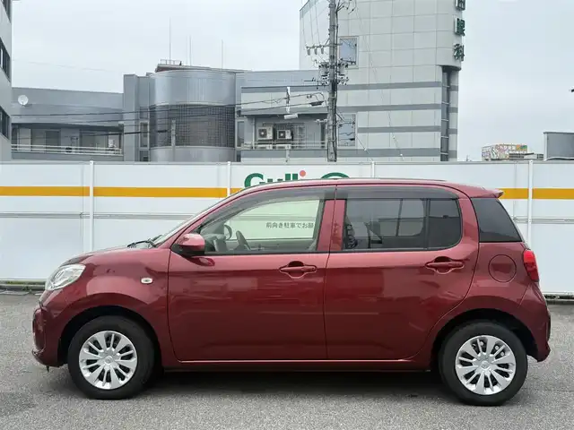 トヨタ パッソ X Lパッケージ S 愛知県 2018(平30)年 5万km ファイアークォーツレッドM /禁煙車//社外メモリナビ//AM/FM/CD/DVD/SD/BT/USB/地デジ//ドライブレコーダー//スマートアシスト3//衝突回避//衝突警報//車線逸脱//誤発進抑制//クリアランスソナー//アイドリングストップ//横滑り防止//オートライト//オートハイビーム//ETC//スマートキー//純正フロアマット//純正ドアバイザー//保証書/取扱説明書/スペアキー