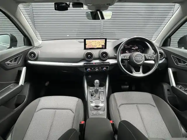 アウディ Ｑ２ 1．0 TFSI スポーツ 茨城県 2018(平30)年 2万km ミトスブラックメタリック アシスタンスＰＫＧ　/Ａｕｄｉプレセンス　/ＡＣＣ　/レーンアシスト　/サイドアシスト　/Ｂカメラ　/パーキングエイド　/バーチャルＣＰ　/ＰＷテールゲート　/ナビ　/ＴＶ　/ＣａｒＰｌａｙ　/ＢＴ　/ＬＥＤ　/シートヒーター/ETC2.0 /禁煙車
