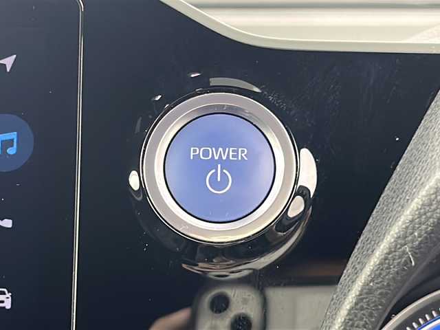トヨタ ノア ハイブリッド S－Z 愛知県 2023(令5)年 2.5万km アティチュードブラックマイカ 禁煙車/純正10.5インチナビ/（AM/FM/Bluetooth/フルセグTV/USB/HDMI)/バックカメラ/トヨタセーフティセンス/・プリクラッシュセーフティ/・レーンキープアシスト/・レーダークルーズコントロール/・誤発進抑制機能/・標識認識機能/コーナーセンサー/シートヒーター/ETC２．０/ドライブレコーダー/両側パワースライドドア/LEDヘッドライト/純正アルミホイール/スマートキー