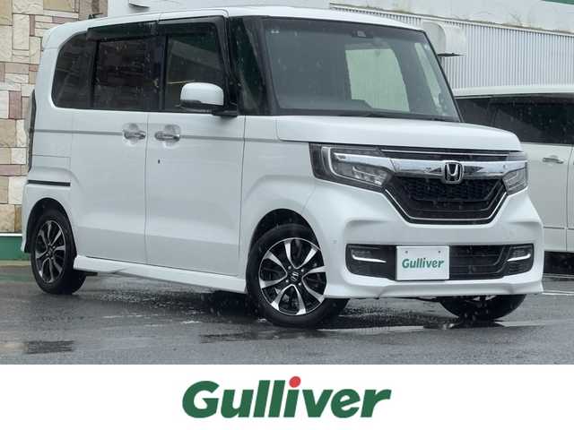 ホンダ Ｎ ＢＯＸ カスタム G L ホンダセンシング 愛媛県 2020(令2)年 3.8万km プラチナホワイトパール 純正ギャザーズナビ VXU-207VBi/(AM.FM.CD.DVD.BT.フルセグ.SD)/純正ドライブレコーダー/ホンダセンシング/・アダプティブ・クルーズ・コントロール（ACC）/・車線維持支援システム（LKAS）/・衝突軽減ブレーキ（CMBS）/・誤発進抑制機能（前進）/・歩行者事故低減ステアリング/・路外逸脱抑制機能/・先行車発進お知らせ機能/・標識認識機能/・オートハイビーム/・誤発進抑制機能（後進）/両側パワースライドドア/バックカメラ/ＬＥＤヘッドライト/ビルトインＥＴＣ/純正アルミホイール/ＵＳＢ充電２口