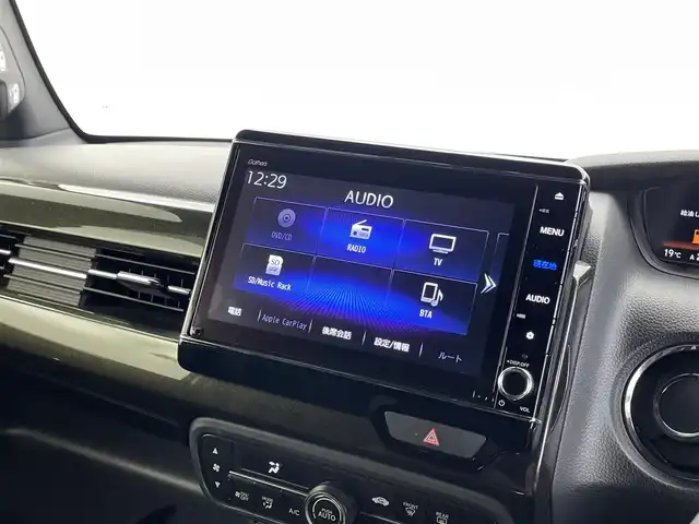 ホンダ Ｎ ＢＯＸ カスタム G L ホンダセンシング 福井県 2020(令2)年 3.8万km プラチナホワイトパール 純正ナビ /AM/FM/CD/DVD/Bluetooth/フルセグ/純正ドライブレコーダー/ホンダセンシング/・アダプティブ・クルーズ・コントロール/・車線維持支援システム/・衝突軽減ブレーキ/・誤発進抑制機能/・歩行者事故低減ステアリング/・路外逸脱抑制機能/・先行車発進お知らせ機能/・標識認識機能/・オートハイビーム/・誤発進抑制機能/両側パワースライドドア/バックカメラ/ＬＥＤヘッドライト/ビルトインＥＴＣ/純正アルミホイール/ＵＳＢ充電２口