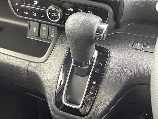 ホンダ Ｎ ＢＯＸ カスタム G L ホンダセンシング 福井県 2020(令2)年 3.8万km プラチナホワイトパール 純正ナビ /AM/FM/CD/DVD/Bluetooth/フルセグ/純正ドライブレコーダー/ホンダセンシング/・アダプティブ・クルーズ・コントロール/・車線維持支援システム/・衝突軽減ブレーキ/・誤発進抑制機能/・歩行者事故低減ステアリング/・路外逸脱抑制機能/・先行車発進お知らせ機能/・標識認識機能/・オートハイビーム/・誤発進抑制機能/両側パワースライドドア/バックカメラ/ＬＥＤヘッドライト/ビルトインＥＴＣ/純正アルミホイール/ＵＳＢ充電２口