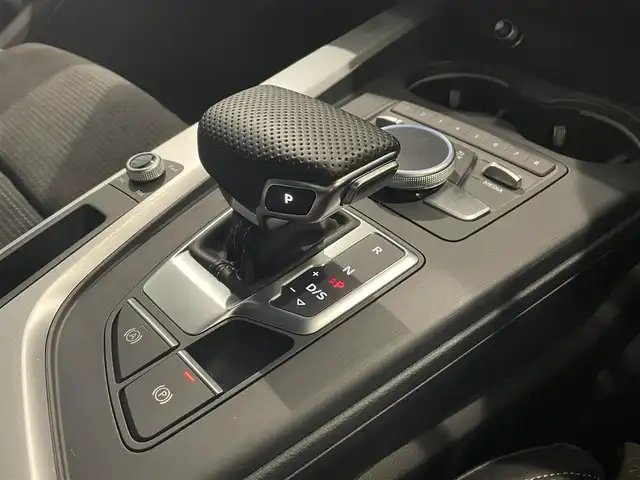 アウディ Ａ５ SB 45TFSIクワトロ スポーツ 静岡県 2019(令1)年 4.4万km グレイシアホワイトメタリック １オーナー　/マトリクスＬＥＤ　/ヴァーチャルコクピット　/ナビ　ＴＶ　Ａｐｐｌｅｃａｒｐｌａｙ　ＢＴ　ＵＳＢ　/３６０°カメラ　/ドラレコ前後　/ハーフレザー　/シートヒーター　/パワーバックドア　/スペアキー　/ＥＴＣ２．０