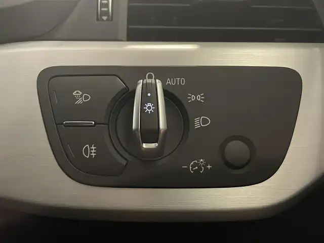 アウディ Ａ５ SB 45TFSIクワトロ スポーツ 静岡県 2019(令1)年 4.4万km グレイシアホワイトメタリック １オーナー　/マトリクスＬＥＤ　/ヴァーチャルコクピット　/ナビ　ＴＶ　Ａｐｐｌｅｃａｒｐｌａｙ　ＢＴ　ＵＳＢ　/３６０°カメラ　/ドラレコ前後　/ハーフレザー　/シートヒーター　/パワーバックドア　/スペアキー　/ＥＴＣ２．０