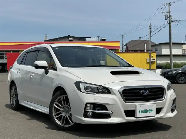 スバル レヴォーグ 1．6GT－S アイサイト 道東・釧路十勝 2015(平27)年 11.6万km クリスタルホワイトP ４WD/EyeSight/　・プリクラッシュブレーキ/　・全車速追従機能付きクルーズコントロール/　・アクティブレーンキープ/　・AT誤発進抑制制御/　・AT誤後進抑制制御/　・車線逸脱警報/　・ふらつき警報/　・先行車発進お知らせ/　・低速クルーズコントロール/純正ナビ/　(CD/DVD/BT)/プッシュスタート/横滑り防止装置/アイドリングストップ/パドルシフト/衝突軽減防止装置/バックカメラ/ウィンカーミラー/パワーウィンドウ/フロントフォグ/ETC/　(Panasonic)/パワーシート(D+N)/純正フロアマット/純正ドアバイザー/社外17インチAW/ワンオーナー/ターボエンジン/取扱説明書/保証書