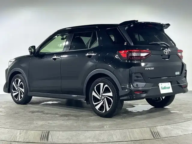 トヨタ ライズ Z 福岡県 2021(令3)年 4万km ブラックマイカメタリック 純正ナビ/Bluetooth/フルセグTV/CD/DVD/レーダークルーズコントロール/衝突被害軽減ブレーキ/レーンアシスト/コーナーセンサー/アイドリングストップ/横滑り防止装置/シートヒーター/ETC/オートエアコン/純正17インチアルミホイール/LEDオートライト/電動格納ミラー