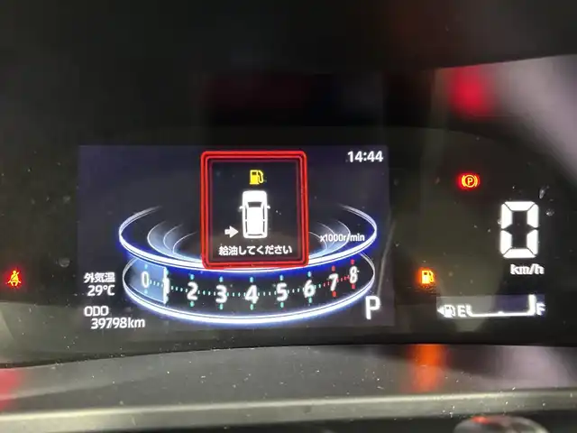 トヨタ ライズ Z 福岡県 2021(令3)年 4万km ブラックマイカメタリック 純正ナビ/Bluetooth/フルセグTV/CD/DVD/レーダークルーズコントロール/衝突被害軽減ブレーキ/レーンアシスト/コーナーセンサー/アイドリングストップ/横滑り防止装置/シートヒーター/ETC/オートエアコン/純正17インチアルミホイール/LEDオートライト/電動格納ミラー