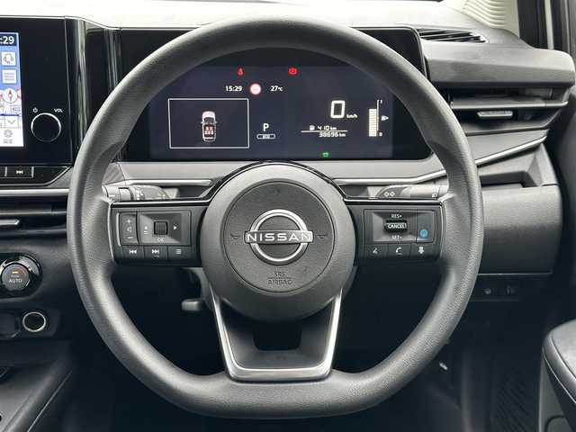 日産 ノート X 島根県 2023(令5)年 3.9万km ピュアホワイトパール プロパイロット /純正ナビ/フルセグTV/Bluetooth/アラウンドビューモニター/デジタルインナーミラー /置くだけ充電/ETC/オートライト/オートハイビーム /コーナーセンサー /BSM/フロアマット/スマートキー/プッシュスタート