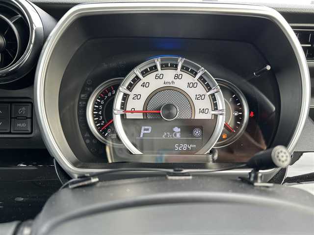 スズキ スペーシア カスタム HYBRID XS ターボ 千葉県 2018(平30)年 0.6万km ピュアホワイトパール/ブラック2トーン 純正8インチメモリナビ/(フルセグTV BT CD DVD FM AM)/全周囲カメラ/衝突被害軽減システム/車線逸脱警報/クルーズコントロール/両側パワースライドドア/横滑り防止装置/ETC/ドライブレコーダー/アイドリングストップ/LEDヘッドライト/フォグランプ/オートライト/ウィンカーミラー/電動格納ミラー/純正15インチAW/シートヒーター/シートリフター/プッシュスタート/スマートキー/スペアキー/フロアマット/ドアバイザー/取扱説明書/保証書