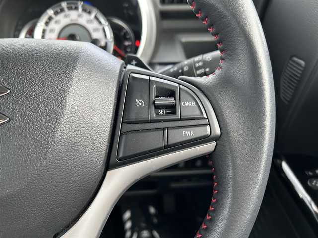 スズキ スペーシア カスタム HYBRID XS ターボ 千葉県 2018(平30)年 0.6万km ピュアホワイトパール/ブラック2トーン 純正8インチメモリナビ/(フルセグTV BT CD DVD FM AM)/全周囲カメラ/衝突被害軽減システム/車線逸脱警報/クルーズコントロール/両側パワースライドドア/横滑り防止装置/ETC/ドライブレコーダー/アイドリングストップ/LEDヘッドライト/フォグランプ/オートライト/ウィンカーミラー/電動格納ミラー/純正15インチAW/シートヒーター/シートリフター/プッシュスタート/スマートキー/スペアキー/フロアマット/ドアバイザー/取扱説明書/保証書