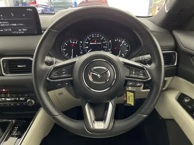 マツダ ＣＸ－８ XD エクスクルーシブモード 愛知県 2022(令4)年 2.2万km スノーフレイクホワイトパールマイカ マツダコネクトナビ/・Bluetooth/・CD/DVD/・フルセグテレビ/・USB接続/３６０°ビューモニター/アルパインフリップダウンモニター/ブラインドスポットモニター/衝突軽減ブレーキ/レーンキープアシスト/アダプティブハイビーム/アダプティブクルーズコントロール/ダウンヒルアシストコントロール/シートヒーター/ベンチレーション/メモリーシート/ＥＴＣ