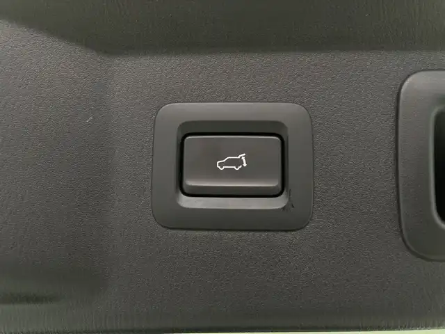 マツダ ＣＸ－８ XD エクスクルーシブモード 愛知県 2022(令4)年 2.2万km スノーフレイクホワイトパールマイカ マツダコネクトナビ/・Bluetooth/・CD/DVD/・フルセグテレビ/・USB接続/３６０°ビューモニター/アルパインフリップダウンモニター/ブラインドスポットモニター/衝突軽減ブレーキ/レーンキープアシスト/アダプティブハイビーム/アダプティブクルーズコントロール/ダウンヒルアシストコントロール/シートヒーター/ベンチレーション/メモリーシート/ＥＴＣ