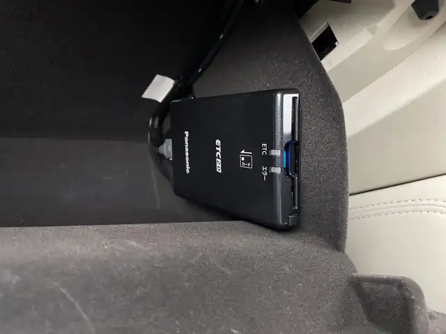 マツダ ＣＸ－８ XD エクスクルーシブモード 愛知県 2022(令4)年 2.2万km スノーフレイクホワイトパールマイカ マツダコネクトナビ/・Bluetooth/・CD/DVD/・フルセグテレビ/・USB接続/３６０°ビューモニター/アルパインフリップダウンモニター/ブラインドスポットモニター/衝突軽減ブレーキ/レーンキープアシスト/アダプティブハイビーム/アダプティブクルーズコントロール/ダウンヒルアシストコントロール/シートヒーター/ベンチレーション/メモリーシート/ＥＴＣ