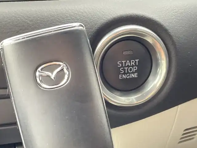マツダ ＣＸ－８ XD エクスクルーシブモード 愛知県 2022(令4)年 2.2万km スノーフレイクホワイトパールマイカ マツダコネクトナビ/・Bluetooth/・CD/DVD/・フルセグテレビ/・USB接続/３６０°ビューモニター/アルパインフリップダウンモニター/ブラインドスポットモニター/衝突軽減ブレーキ/レーンキープアシスト/アダプティブハイビーム/アダプティブクルーズコントロール/ダウンヒルアシストコントロール/シートヒーター/ベンチレーション/メモリーシート/ＥＴＣ