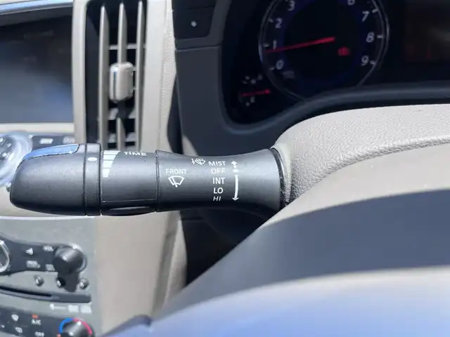 日産 スカイライン 250GT 三重県 2007(平19)年 11.8万km ホワイトパール 純正ナビ（Bluetooth/FM/AM/CD/DVD/AUX/MusicBox）/ETC/バックカメラ/サイドカメラ/ステアリングスイッチ/純正フロアマット/ドアバイザー/パワーシート（運転席/助手席）