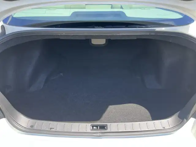 日産 スカイライン 250GT 三重県 2007(平19)年 11.8万km ホワイトパール 純正ナビ（Bluetooth/FM/AM/CD/DVD/AUX/MusicBox）/ETC/バックカメラ/サイドカメラ/ステアリングスイッチ/純正フロアマット/ドアバイザー/パワーシート（運転席/助手席）