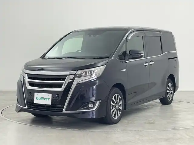 トヨタ エスクァイア ハイブリッド Gi プレミアムパッケージ 群馬県 2019(平31)年 3.2万km スパークリングブラックパールクリスタルシャイン 純正１０型ナビ　純正１２．１型後席モニター　バックカメラ　ビルトインＥＴＣ２．０　衝突被害軽減ブレーキ　クルーズコントロール　ハーフレザーシート　シートヒーター　ハンドルヒーター　ＬＥＤライト　禁煙車