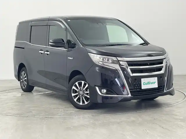 トヨタ エスクァイア ハイブリッド Gi プレミアムパッケージ 群馬県 2019(平31)年 3.2万km スパークリングブラックパールクリスタルシャイン 純正１０型ナビ　純正１２．１型後席モニター　バックカメラ　ビルトインＥＴＣ２．０　衝突被害軽減ブレーキ　クルーズコントロール　ハーフレザーシート　シートヒーター　ハンドルヒーター　ＬＥＤライト　禁煙車