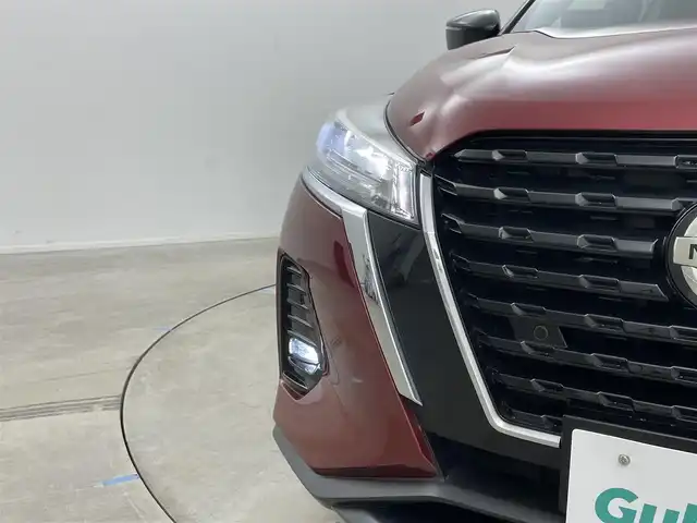 日産 キックス X 岡山県 2020(令2)年 5.8万km ラディアントレッド/ピュアブラック 2トーン 純正９インチナビ　(MM323D-L)/【CD/DVD/BT/USB/フルセグ】/プロパイロット　/ＬＥＤヘッドライト　/ＥＴＣ　/バックカメラ　/ドライブレコーダー　前側　/コーナーセンサー　前後/オートハイビーム　/ルーフレール　/スマートキー　/LEDフォグランプ/禁煙車/オートブレーキホールド/スーパーキャットレーダー