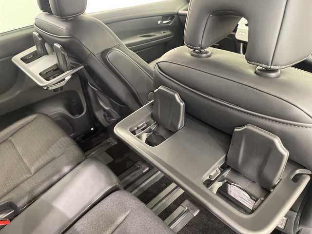 日産 セレナ e－パワー ハイウェイスター V 栃木県 2023(令5)年 1.7万km プリズムホワイト ワンオーナー/純正ナビ/(フルセグTV・Bluetooth・AppleCarPlay・USB)/純正後席モニター/全方位カメラ/バックカメラ/プロパイロット/エマージェンシーブレーキ/レーンキープアシスト/追従クルーズコントロール/前後コーナーセンサー/両側パワースライドドア/LEDヘッドライト/オートライト/デジタルインナーミラー/純正アルミホイール/純正フロアマット/ドアバイザー/ETC/保証書