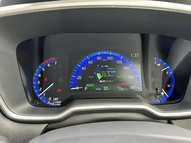 トヨタ カローラ クロス ハイブリッド Z 栃木県 2023(令5)年 2万km スパークリングブラックパールクリスタルシャイン トヨタセーフティセンス/純正ディスプレイオーディオ/Bluetooth/USB/AM/FM/MiraCast/パノラミックビューモニター/ETC/ミラー型前後ドライブレコーダー/パワーバックドア/ハーフレザーシート/パワーシート/シートヒーター/レーダークルーズコントロール/LEDヘッドライト/フォグランプ/純正フロアマット/純正18インチAW