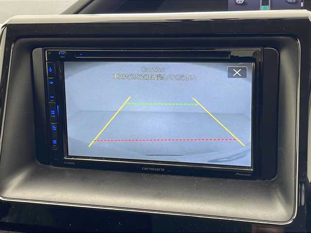 トヨタ ヴォクシー ハイブリッド V 沖縄県 2015(平27)年 9.2万km ホワイトパールクリスタルシャイン 社外ディスプレイオーディオ/Ｂｌｕｅｔｏｏｔｈ/USB/バックカメラ/ＥＴＣ/クルーズコントロール/シートヒーター/両側パワースライドドア/モデリスタエアロ/純正フロアマット/プッシュスタート/スマートキー/オートライト/LEDヘッドライト