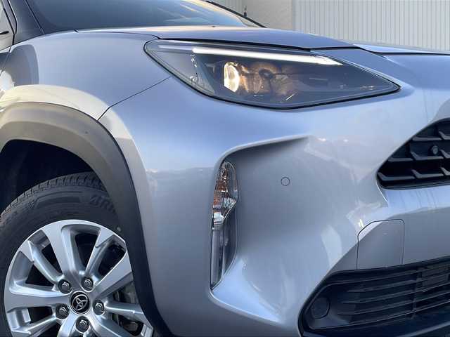 トヨタ ヤリスクロス G 道北・旭川 2024(令6)年 1.8万km シルバーメタリック /寒冷地仕様//ディスプレイオーディオ/BT/USB//バックカメラ//禁煙車//ETC//4WD//セーフティセンス//レーダークルーズコントロール//PCS//LDA//PCS//RSA//PKSB//オートマチックハイビーム//オートライト//スペアキー//ミラーヒーター//横滑り防止//革巻きステアリング//ステアリングリモコン//ダウンヒルアシスト