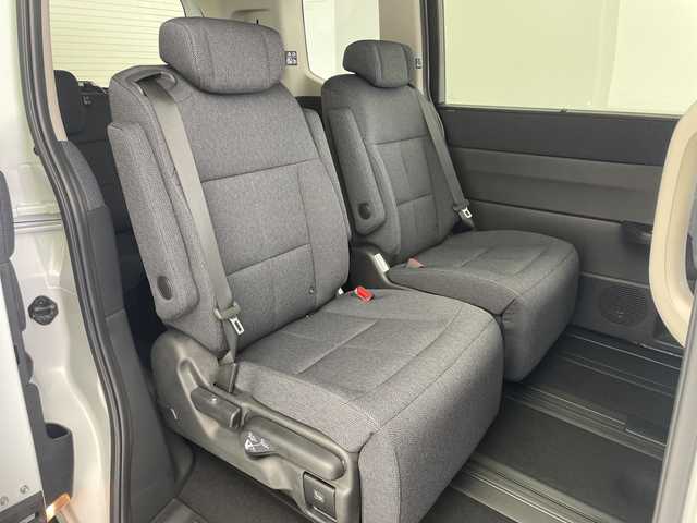 ホンダ ステップワゴン eHEV エアー EX 愛知県 2025(令7)年 0.1千km プラチナホワイトパール 登録済未使用車 4km/純正11.4型ナビ/・Bluetooth/・CD/DVD/・AppleCarPlay/・フルセグテレビ/純正15.6型フリップダウンモニター/バックカメラ/シートヒーター/パワーバックドア/オットマン/スマートキー/両側パワースライドドア/レーダークルーズコントロール/衝突軽減ブレーキ/レーンキープアシスト/ブラインドスポットモニター/LEDヘッドライト/LEDフォグランプ