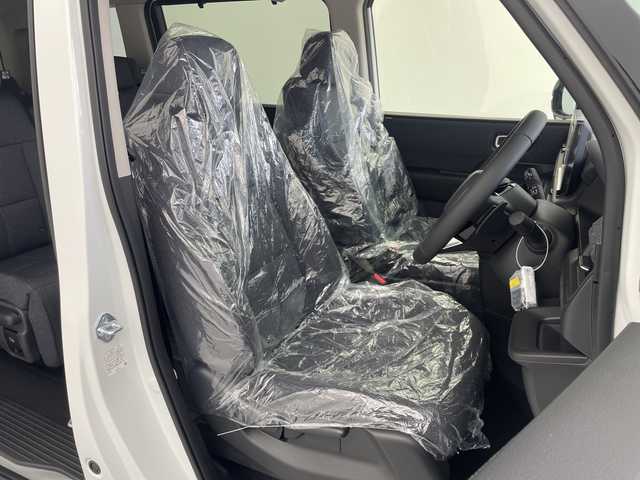 ホンダ ステップワゴン eHEV エアー EX 愛知県 2025(令7)年 0.1千km プラチナホワイトパール 登録済未使用車 4km/純正11.4型ナビ/・Bluetooth/・CD/DVD/・AppleCarPlay/・フルセグテレビ/純正15.6型フリップダウンモニター/バックカメラ/シートヒーター/パワーバックドア/オットマン/スマートキー/両側パワースライドドア/レーダークルーズコントロール/衝突軽減ブレーキ/レーンキープアシスト/ブラインドスポットモニター/LEDヘッドライト/LEDフォグランプ