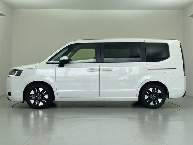 ホンダ ステップワゴン eHEV エアー EX 愛知県 2025(令7)年 0.1千km プラチナホワイトパール 登録済未使用車 4km/純正11.4型ナビ/・Bluetooth/・CD/DVD/・AppleCarPlay/・フルセグテレビ/純正15.6型フリップダウンモニター/バックカメラ/シートヒーター/パワーバックドア/オットマン/スマートキー/両側パワースライドドア/レーダークルーズコントロール/衝突軽減ブレーキ/レーンキープアシスト/ブラインドスポットモニター/LEDヘッドライト/LEDフォグランプ