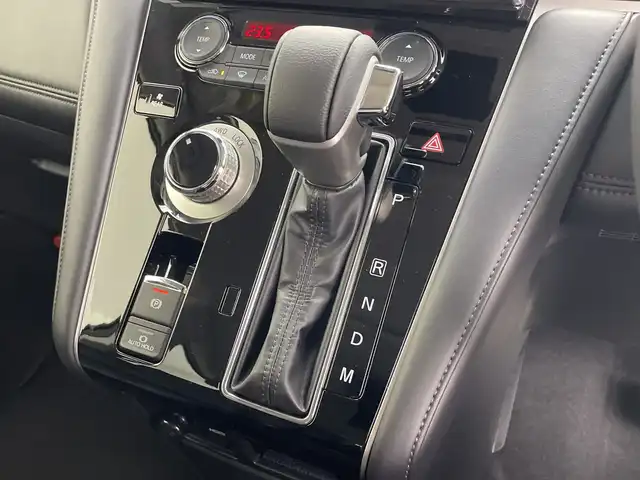 三菱 デリカＤ：５ ブラックエディション 群馬県 2025(令7)年 0.1千km アメジストブラック 登録済未使用車　純正ＡＬＰＩＮＥ１１型ナビ　純正ＡＬＰＩＮＥ１２．８型後席モニター　全周囲カメラ　フルセグＴＶ　衝突被害軽減ブレーキ　レーンアシスト　ブラインドスポットモニター　ＬＥＤ　禁煙車