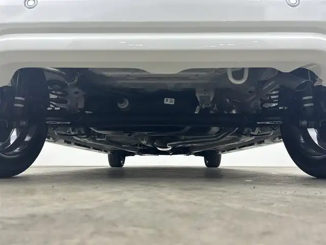 スズキ スペーシア カスタム HYBRID XS 千葉県 2025(令7)年 0.1千km ピュアホワイトパール/ブラック2トーン 届出済未使用車/スズキセーフティサポート/・デュアルセンサーブレーキサポート/・車線逸脱抑制機能/・ふらつき警報/・標識認識/・発進お知らせ/純正9インチメモリナビ/・Bluetooth/・フルセグTV/・Android Auto/・Apple CarPlay/全方位モニター/アダプティブクルーズコントロール/両側パワースライドドア/LEDオートライト/前席シートヒーター/ステアリングヒーター/スリムサーキュレーター/純正15インチアルミホイール/革巻きステアリング/ステアリングスイッチ/パーキングスイッチ/ブレーキホールド/プッシュスタート/スマートキー
