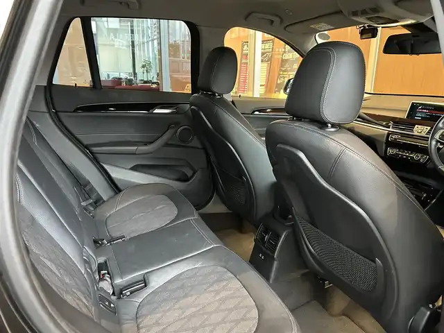 ＢＭＷ Ｘ１ xDrive 18d xライン 宮城県 2019(令1)年 6.6万km 茶 コンフォートパッケージ/インテリジェントセーフティ/レーンディパーチャーウォーニング/iDriveナビゲーションシステム/バックカメラ/ハーフレザーシート/シートヒーター/コンフォートアクセス/パワーバックドア/LEDヘッドライト/オートライト/純正18インチAW/ステアリングスイッチ/アイドリングストップ/ETC2.0車載器/ドライブレコーダー