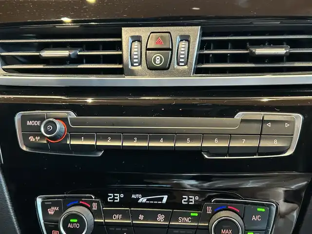 ＢＭＷ Ｘ１ xDrive 18d xライン 宮城県 2019(令1)年 6.6万km 茶 コンフォートパッケージ/インテリジェントセーフティ/レーンディパーチャーウォーニング/iDriveナビゲーションシステム/バックカメラ/ハーフレザーシート/シートヒーター/コンフォートアクセス/パワーバックドア/LEDヘッドライト/オートライト/純正18インチAW/ステアリングスイッチ/アイドリングストップ/ETC2.0車載器/ドライブレコーダー