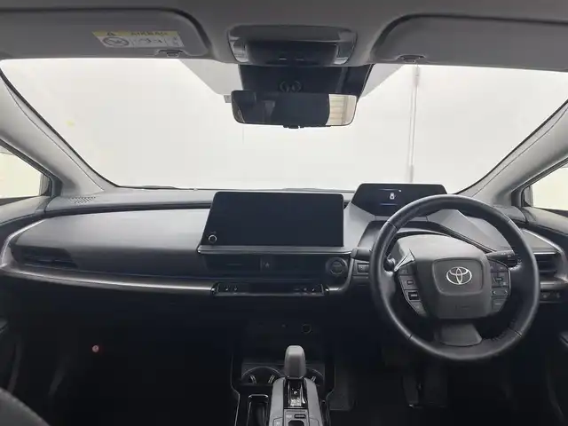 トヨタ プリウス Z 茨城県 2023(令5)年 6.7万km アティチュードブラックマイカ 純正ナビ/Bluetooth/フルセグ/radio/AppleCarplay/USB/TVキッド＋ナビキッド/Toyota Safety Sense/・プリクラッシュセーフティー/・緊急時操舵支援/・フロントクロストラフィックアラート/・レーンチェンジアシスト/・LTA＋LDA/・オートマチックハイビーム/・ロードサインアシスト/・異常検知システム/・PDA/デジタルインナーミラー/周辺車輛接近時サポート(録画機能)/レーダークルーズコントロール/ＢＳＭ/パノラミックビューモニター/ステアリングヒーター/ステアリングヒーター