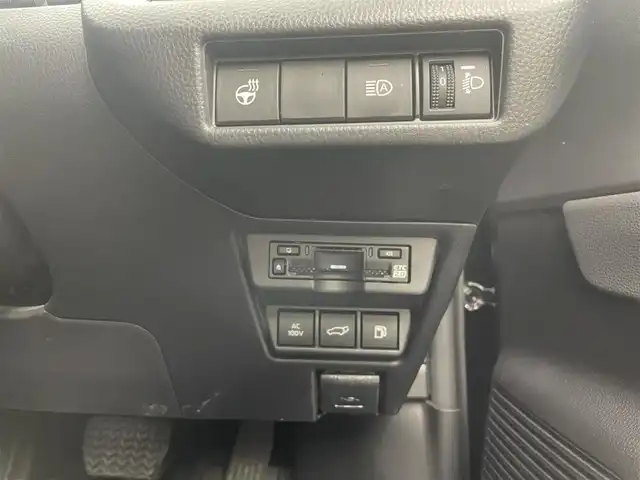 トヨタ プリウス Z 茨城県 2023(令5)年 6.7万km アティチュードブラックマイカ 純正ナビ/Bluetooth/フルセグ/radio/AppleCarplay/USB/TVキッド＋ナビキッド/Toyota Safety Sense/・プリクラッシュセーフティー/・緊急時操舵支援/・フロントクロストラフィックアラート/・レーンチェンジアシスト/・LTA＋LDA/・オートマチックハイビーム/・ロードサインアシスト/・異常検知システム/・PDA/デジタルインナーミラー/周辺車輛接近時サポート(録画機能)/レーダークルーズコントロール/ＢＳＭ/パノラミックビューモニター/ステアリングヒーター/ステアリングヒーター