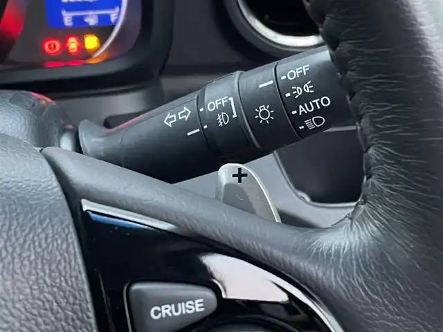 ホンダ Ｎ ＯＮＥ プレミアム ツアラー ローダウン 山梨県 2015(平27)年 3.8万km ブリリアントスポーティブルーメタリック2トーン 純正ナビ(VXM-155VSi)/バックカメラ/ワンセグTV/クルーズコントロール/衝突被害軽減ブレーキ/横滑り防止装置/ドライブレコーダー/ETC/スマートキー/スペアキー/プッシュスタート/純正フロアマット/純正AW15インチ/ハーフレザーシート/保証書