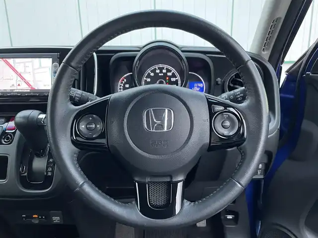 ホンダ Ｎ ＯＮＥ プレミアム ツアラー ローダウン 山梨県 2015(平27)年 3.8万km ブリリアントスポーティブルーメタリック2トーン 純正ナビ(VXM-155VSi)/バックカメラ/ワンセグTV/クルーズコントロール/衝突被害軽減ブレーキ/横滑り防止装置/ドライブレコーダー/ETC/スマートキー/スペアキー/プッシュスタート/純正フロアマット/純正AW15インチ/ハーフレザーシート/保証書