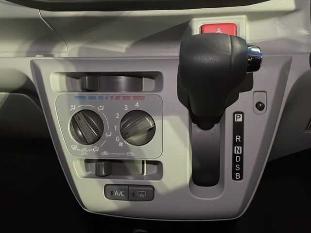 ダイハツ ミラ イース X リミテッド SAⅢ 静岡県 2020(令2)年 0.8万km シルバー