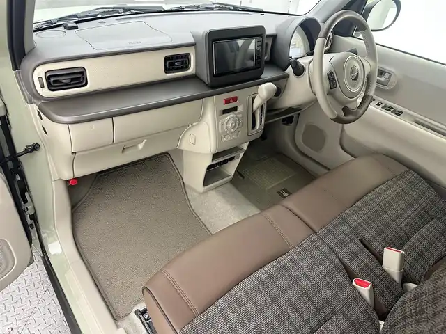スズキ ラパン ＬＣ L 兵庫県 2024(令6)年 0.2万km トラッドカーキメタリック デュアルカメラブレーキ/純正ナビ＆フルセグTV/（CD＆DVD＆BT）/シートヒーター/コーナーセンサー/ハーフレザーシート/ステアリングスイッチ/オートライト/LEDライト/Aストップ/純正フロアマット/スマートキー/プッシュスタート/Wエアバック