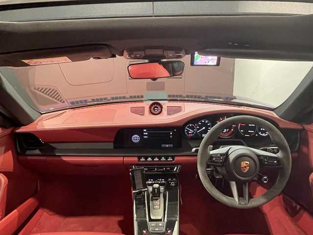 ポルシェ ポルシェ ９１１ カレラ4 GTS 道央・札幌 2023(令5)年 0.9万km 紺Ｍ フロントアクスルリフティングシステム/ボルドーレッドレザーインテリア/スポーツクロノパッケージ/スポーツエキゾースト/レーンチェンジアシスト/トラフィックジャム付ＡＣＣ/ターボＳホイール２０／２１インチ/ゲンチアンブルーメタリック/スペアキーレス/新車時保証書/取扱説明書