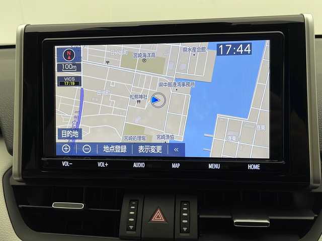 トヨタ ＲＡＶ４ ハイブリッドG 宮崎県 2020(令2)年 5.6万km ホワイトパールクリスタルシャイン 禁煙車/トヨタセーフティセンス/純正9型ナビTV/（NSZT-Y68T/CD/DVD/Bluetooth/フルセグTV)/純正バックカメラ/純正ビルトインETC/純正LEDオートライト/純正LEDフォグ/純正18インチアルミ/純正オートアラーム/純正フロアマット/アダプティブクルーズコントロール/プリクラッシュセーフティ/レーンディパーチャーアラート/オートマチックハイビーム/クリアランスソナー/ブラインドスポットモニター/デジタルインナーミラー/パワーバックドア/運転席パワーシート/レザーシート/前席シートヒーター/ステアリングヒーター/デュアルオートエアコン/スマートキー/プッシュエンジンスタート/スペアキー/新車時保証書/取扱い説明書