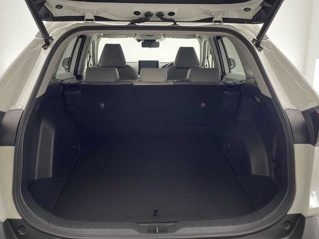 トヨタ ＲＡＶ４ ハイブリッドG 宮崎県 2020(令2)年 5.6万km ホワイトパールクリスタルシャイン 禁煙車/トヨタセーフティセンス/純正9型ナビTV/（NSZT-Y68T/CD/DVD/Bluetooth/フルセグTV)/純正バックカメラ/純正ビルトインETC/純正LEDオートライト/純正LEDフォグ/純正18インチアルミ/純正オートアラーム/純正フロアマット/アダプティブクルーズコントロール/プリクラッシュセーフティ/レーンディパーチャーアラート/オートマチックハイビーム/クリアランスソナー/ブラインドスポットモニター/デジタルインナーミラー/パワーバックドア/運転席パワーシート/レザーシート/前席シートヒーター/ステアリングヒーター/デュアルオートエアコン/スマートキー/プッシュエンジンスタート/スペアキー/新車時保証書/取扱い説明書